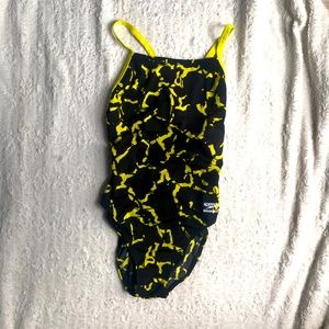 SPEEDO Endurance+ Crossback One Piece Size 8/34